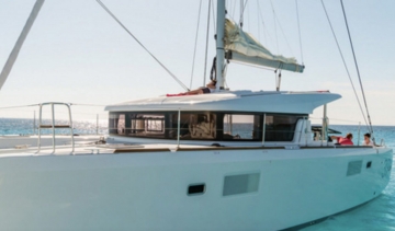 ESC Yacht Charter, pour la location de catamaran à Hyères